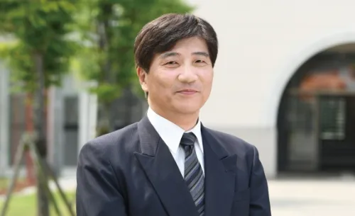 中学校・高等学校校長 ごあいさつ