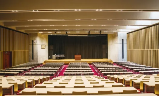 本館２F 釜谷記念ホール