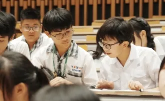 台湾の中学生が本校を訪問
