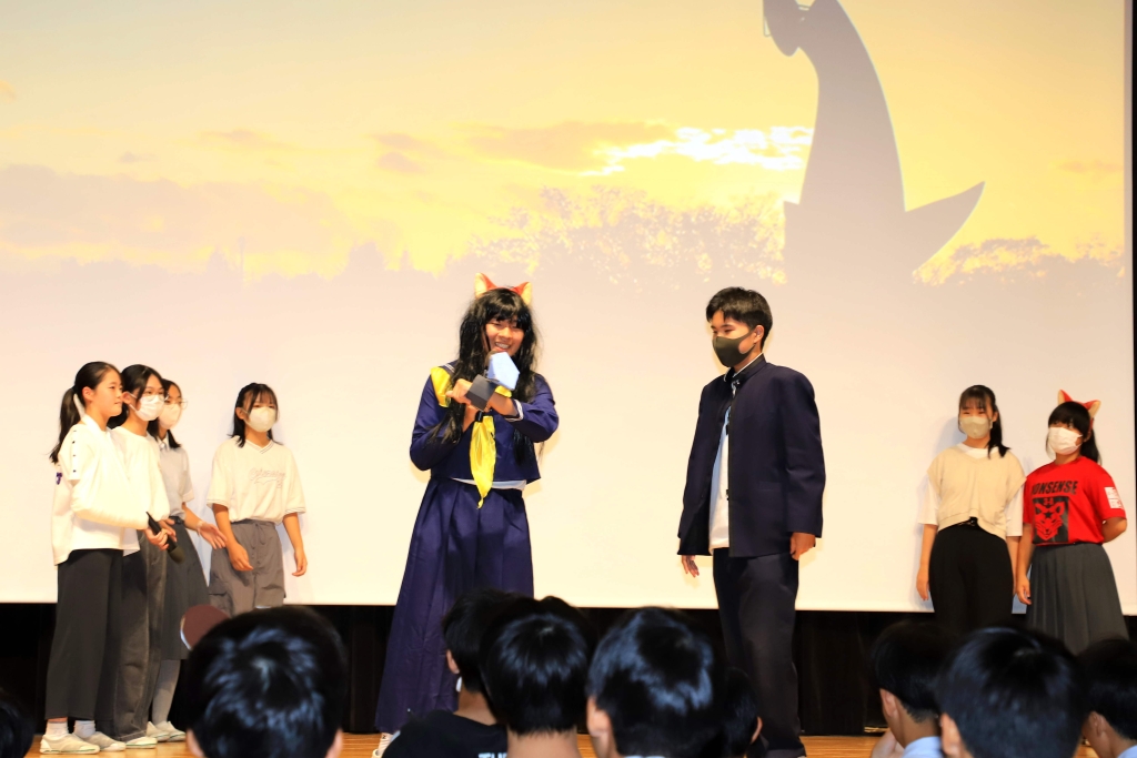 文　化　祭（中学部）