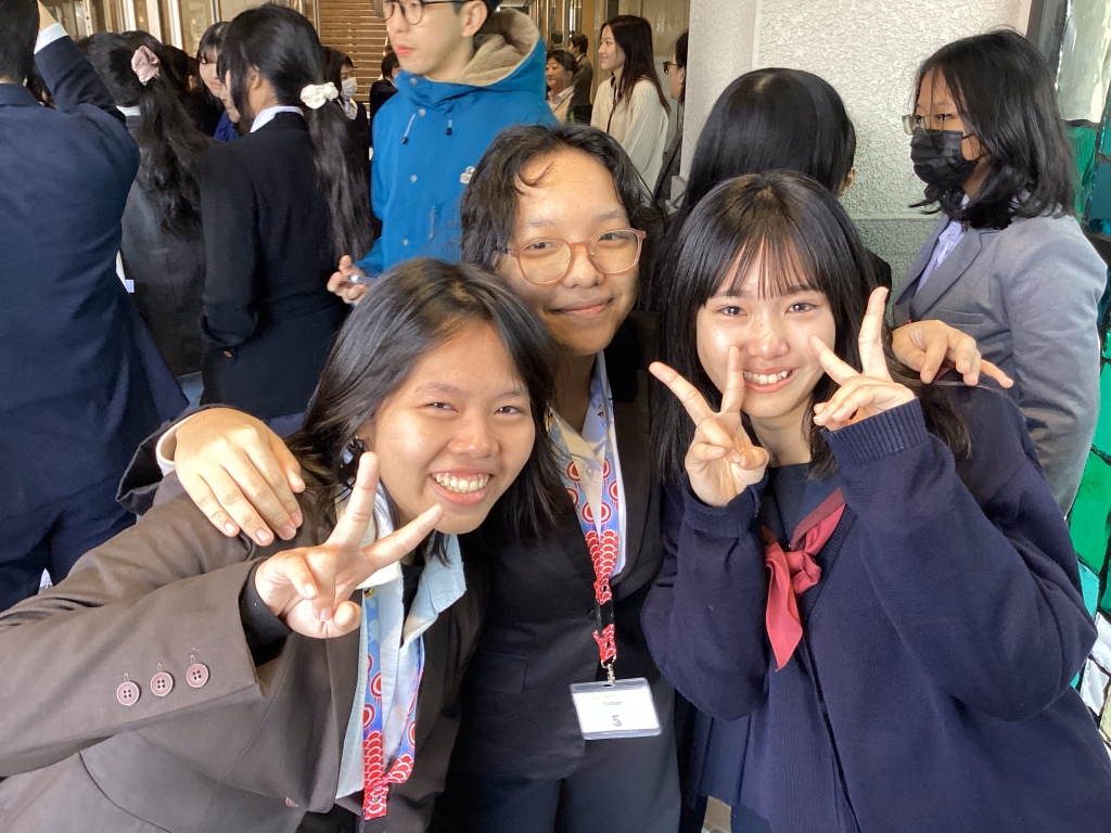 【多言語多文化教育部】インドネシアの高校と国際交流を行いました。