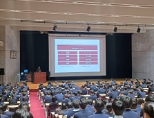 【進路指導部】九州大学 木村教授にご講演いただきました。