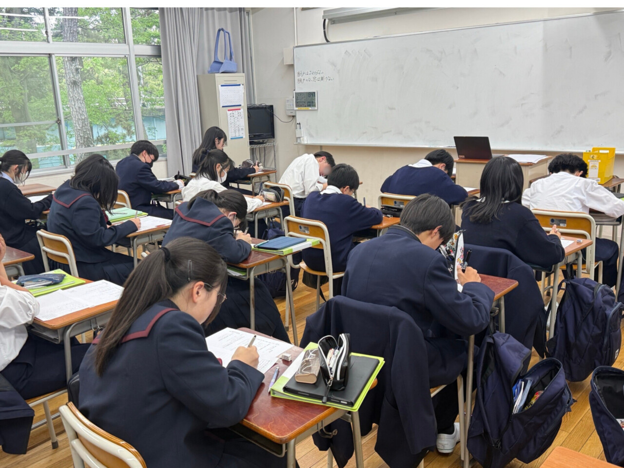 「再話」&「キーワード要約」―【言語技術の授業紹介】