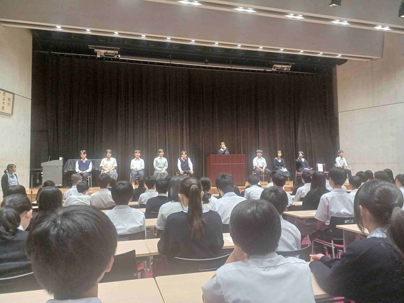 後期生徒会役員選挙が行われました