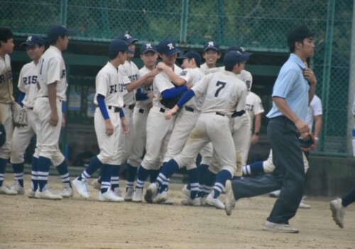 【高校軟式野球部】秋季大会ベスト４に進出しました。