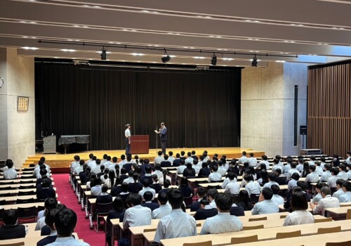2学期学級委員・後期生徒会役員 認証式